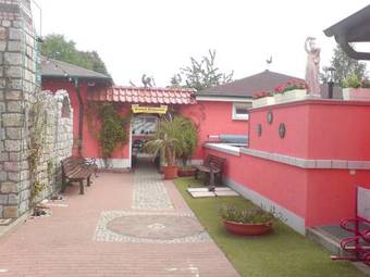 Hostal Pension Hollyday