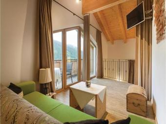 Three-bedroom Apartment In Kartitsch