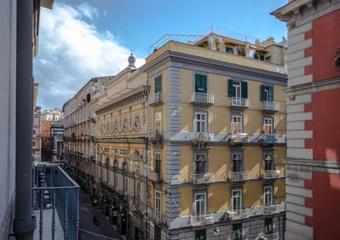 Casa Dante - Historic Apartment In The Perfect Naples Location