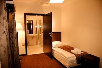 Hotel Pod Filarami