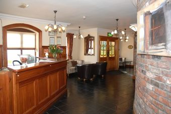 Hotel Shannon Court