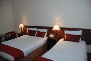 Hotel Auburn Lodge