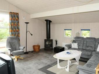 Seven-bedroom Holiday Home In Henne