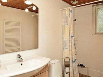 Three-bedroom Holiday Home In Humble 12