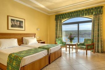 Hotel Paradise Bay
