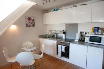 1 Bedroom Apartment With Private Roof Terrace