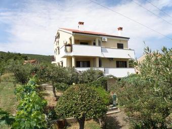 Apartments For Families With Children Pasman - 14788
