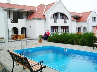 Hostal Szanyi Vend�gh�z