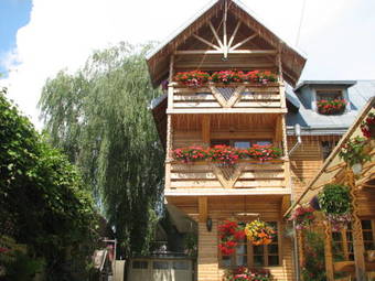 Hostal Pension Crizantema