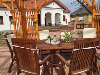 T�nd�rkert B&B