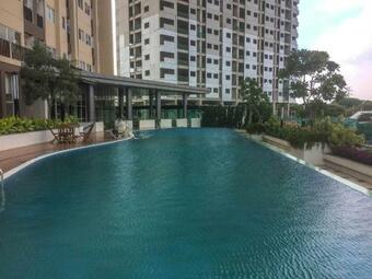 Comfy Studio The Oasis Apartment Lippo Cikarang By Travelio