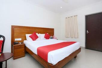 Hotel Nnp Grand