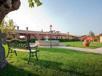 Apartamento Valle Del Metauro Country House 200s