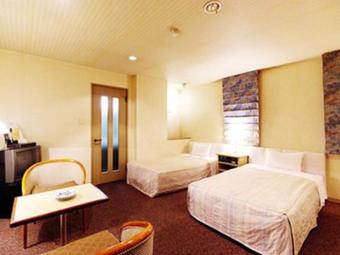 Leo Plaza Hotel