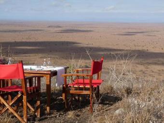 Lions Bluff Lodge
