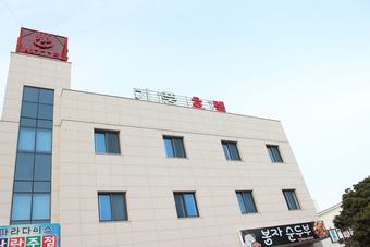 Gipoong Hotel