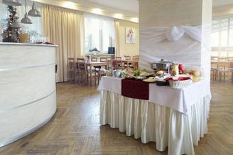 Hotel W?�kniarz