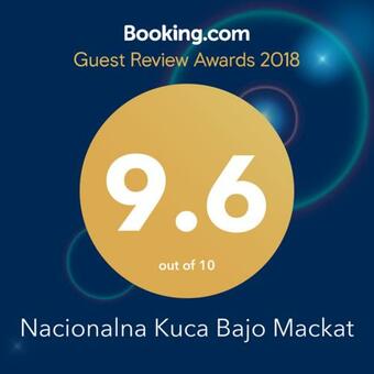 Nacionalna Kuca Bajo Mackat