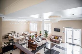 Aviator Hotel