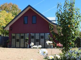 Magenta Cottage