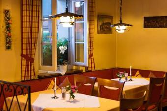 Gasthof - Hotel Zum Ochsen Gmbh