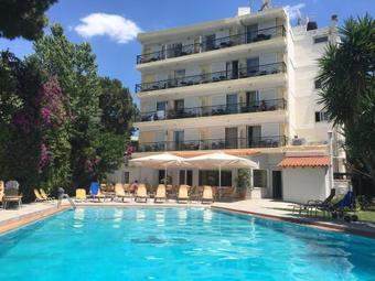 Thomas Beach Hotel