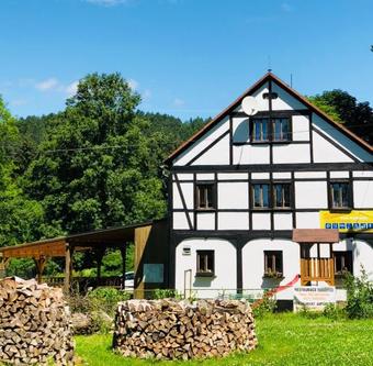 Hostal Pension Pod Ka?tany Srbsk� Kamenice