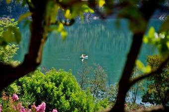 Hostal Estalagem Lago Azul