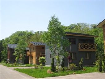 The Chalets At Country Resort