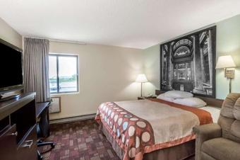 Hotel Super 8 By Wyndham Luverne