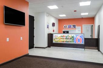 Hotel Motel 6 Brockton