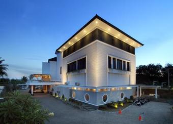 Helios Hotel Bone