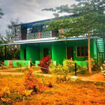 Posada Green Hills Farm And Guest House