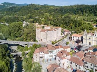 Hotel Castello Di Pontebosio Luxury Resort