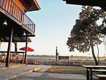 Hotel Nawiengkaeriverview Resort