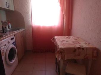 Hostal ?????????