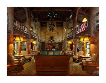 Giant City Lodge