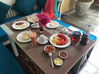 Hostal Guesthouse Nora
