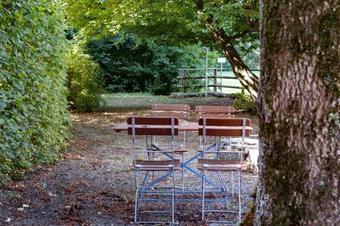 Berger�s Airport Hostel