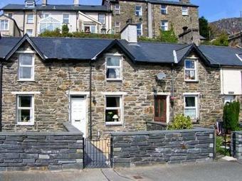 Bwthyn Afon (river Cottage)