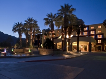 Hotel Renaissance Palm Springs