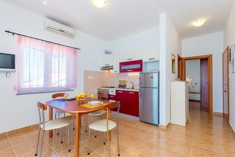 Apartments Ivan