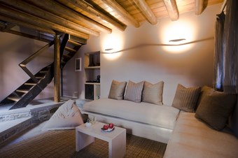 Hotel Kipi Suites