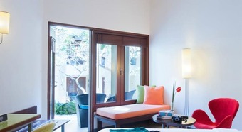 Hotel Ibis Styles Bali Legian