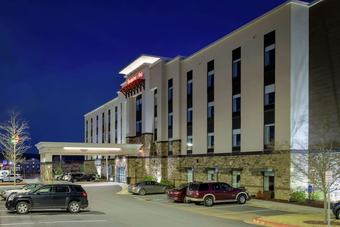Hotel Hampton Inn Emerson Lakepoint