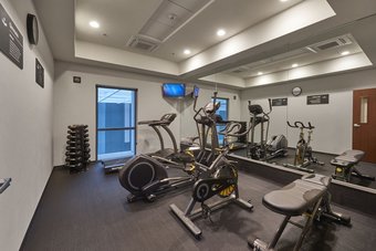 Hotel City Express La Raza