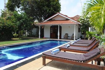 Hotel Sujeewani Villa