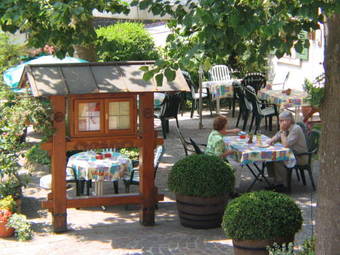 Hostal Landgasthaus Zur Linde