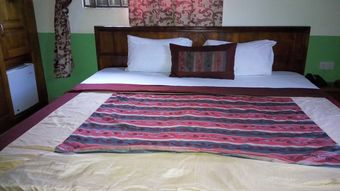 Dokua Royal Hotel
