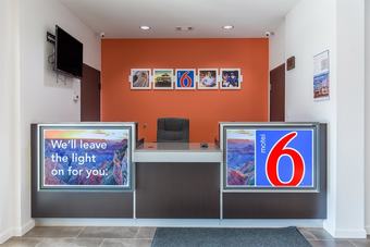 Hotel Motel 6 Texas City- I-45 South